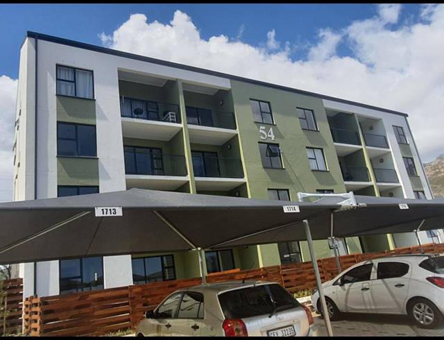 3 BEDROOM APARTMENT TO LET IN ADMIRALS PARK